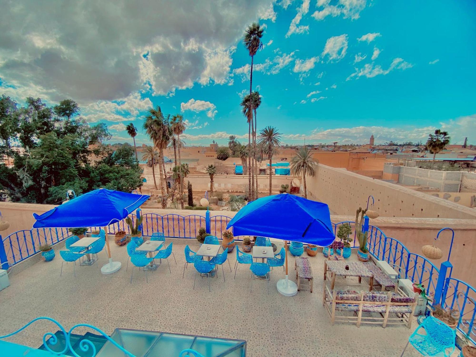 Essassi 23 Apartahotel